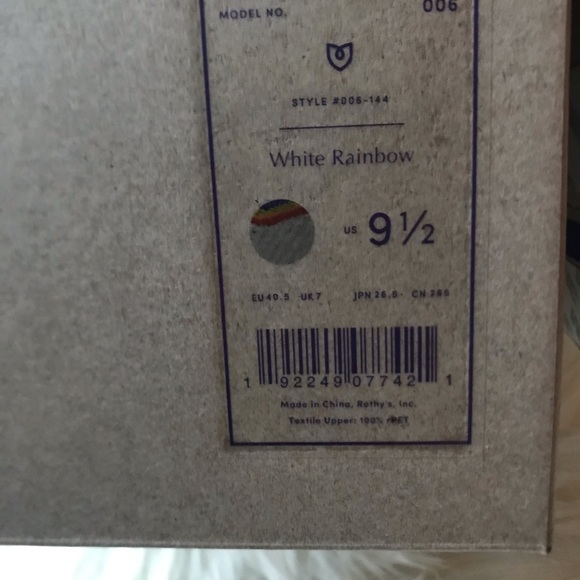 *Limited Edition* Rothy's The Sneaker
WHITE RAINBOW SIZE: 9.5 - Picture 6 of 8